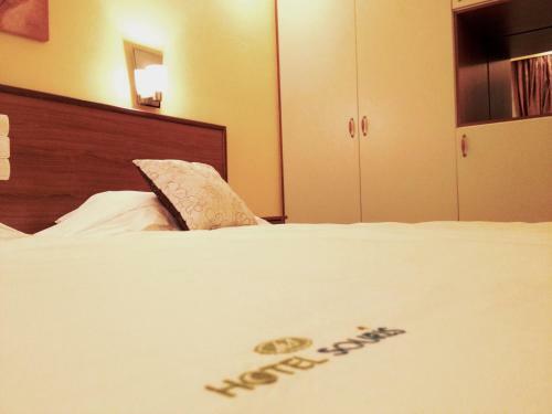 Souris Hotel