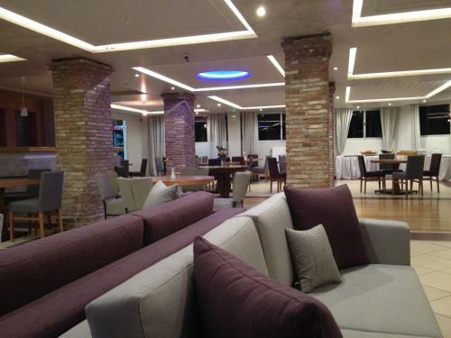 Souris Hotel