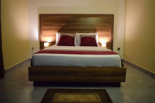 Byblos Hotel