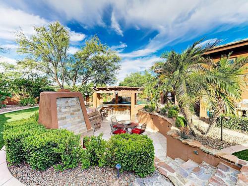 All-suite Home Located In North Phoenix Home