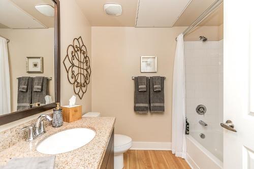 Apartamento Upscale Complex - King Beds - View Of Resort Style Pool With Parking