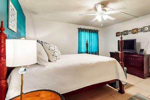 Arcadia Condo