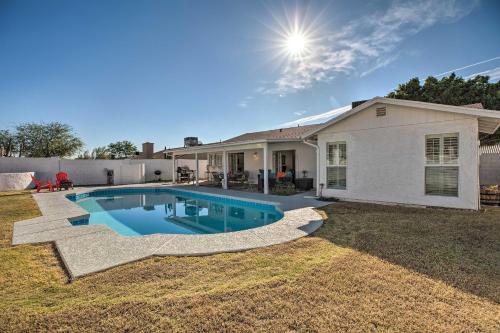 Quiet Desert Refuge With Mtn Views - Walk To Trails!