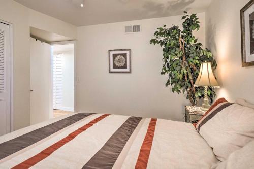 Quiet Desert Refuge With Mtn Views - Walk To Trails!