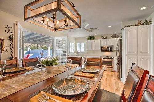 Quiet Desert Refuge With Mtn Views - Walk To Trails!