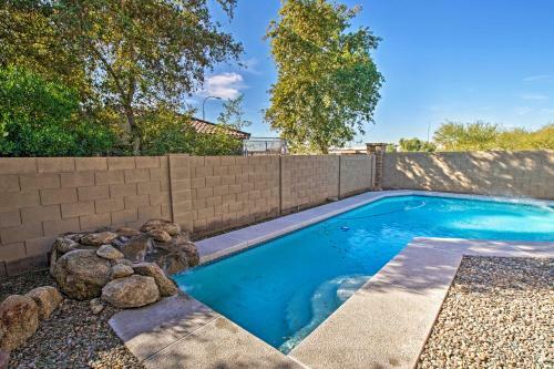 Chic Home With Patio 12mi To Downtown Phoenix!