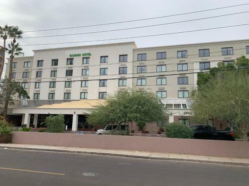 Midtown Garden Hotel