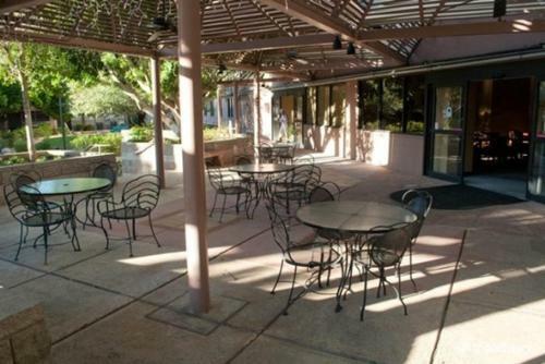 Midtown Garden Hotel