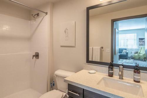 Apartamento Wanderjaunt - Chic Central Phoenix Apts