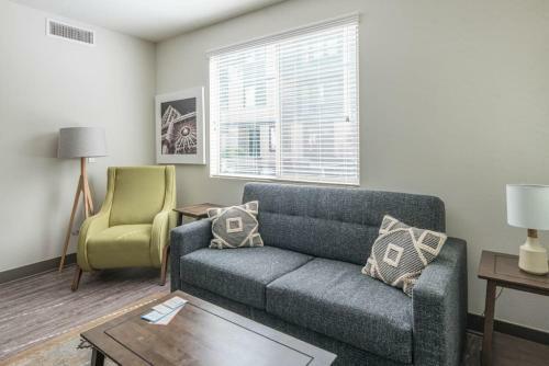 Apartamento Wanderjaunt - Chic Central Phoenix Apts