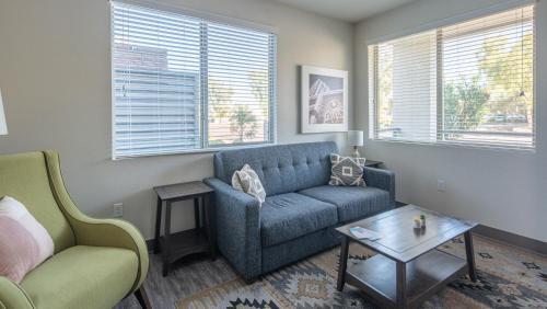 Apartamento Wanderjaunt - Chic Central Phoenix Apts