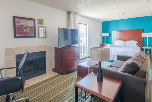 Wanderjaunt - North Phoenix Apartments