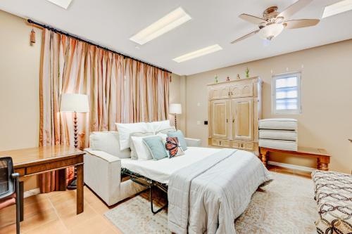 Phoenix Manor