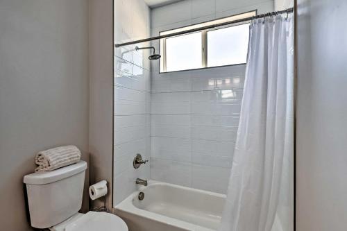 Upscale Phoenix Home With Backyard, Near Golf!