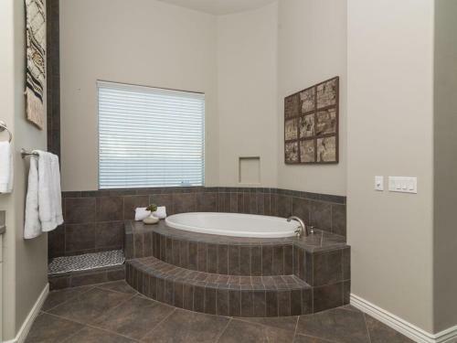 Desert Hills Estate