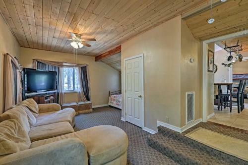Cozy Lakeside Escape With Deck 4 Mi To Rainbow Lake