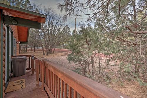 Lakeside Log Cabin With Deck Less Than 2 Mi To Rainbow Lake!