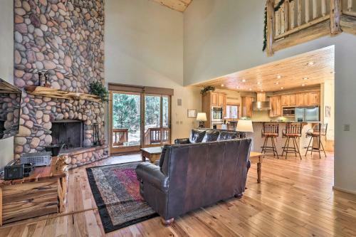 Cozy High Country Log Cabin Hike, Fish, Golf, Ski