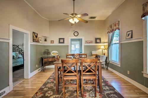 Serendipity Cottage With Yard, Walk To Town And Dining!