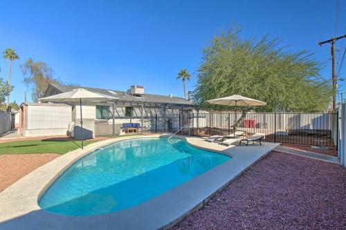 Upscale Scottsdale Oasis With Private Hot Tub And Bbq!