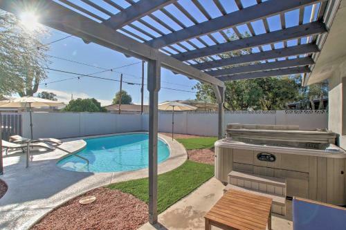 Upscale Scottsdale Oasis With Private Hot Tub And Bbq!