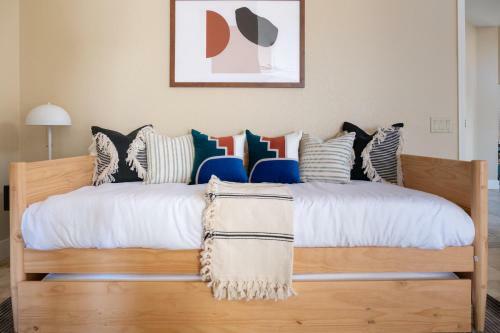 Sonoran By Avantstay - Desert Getaway W/ Pool, Rooftop Deck & Views