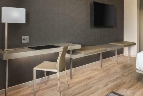 AC Hotel By Marriott Scottsdale North