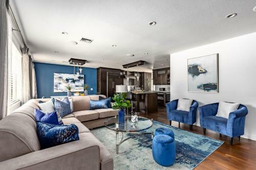 Scottsdale - 6924 E Mariposa Dr
