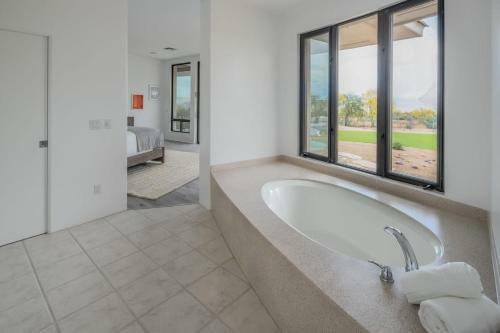 Fallbrook By Avantstay