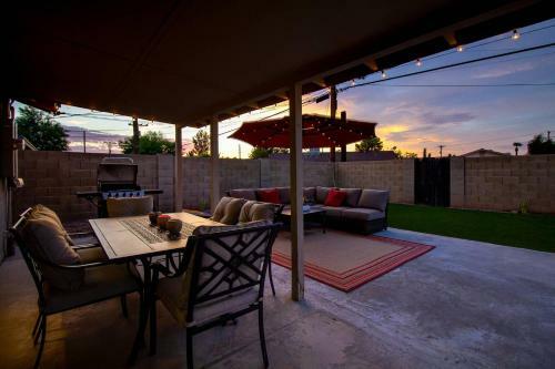 Amazing Modern Remodel Near Old Town With Heated Pool