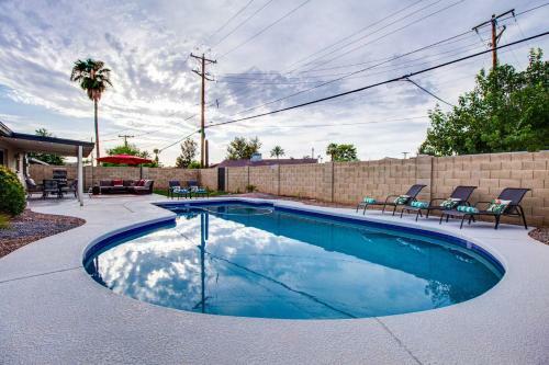 Amazing Modern Remodel Near Old Town With Heated Pool