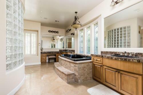 Scottsdale - 8334 E Nightingale Star Dr