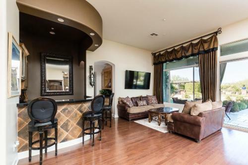 Scottsdale - 8334 E Nightingale Star Dr