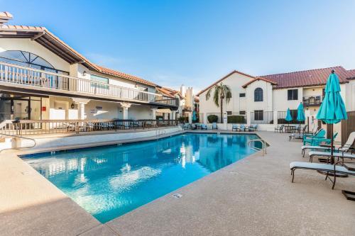 La Contessa Condo