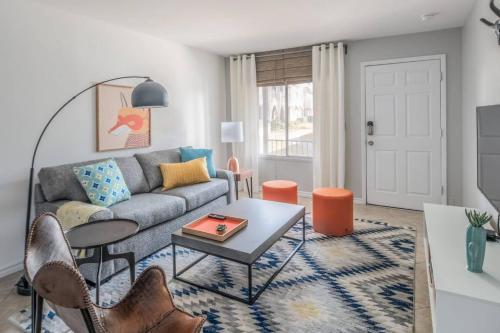 Spacious 4br Townhome In Scottsdale By Wanderjaunt