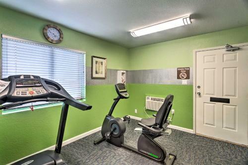 Apartamento The Painted Pony Condo With Pool And Gym Access