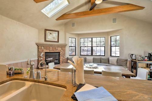 Sedona Home With Stunning Mtn Views, Fire Pit And Deck!
