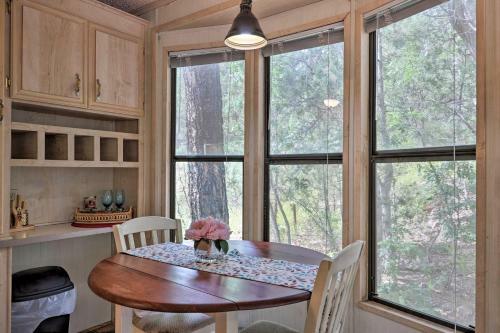 Show Low Home With Deck And Grill - 13 Mi To Hon-dah!