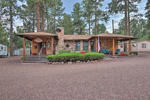 Show Low Home With Deck And Grill - 13 Mi To Hon-dah!