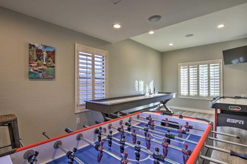Tasteful Surprise Escape With Private Outdoor Pool!
