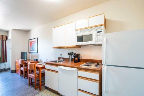 Apartamento Vistas 107- Modern Studio Sleeps 3 With Style