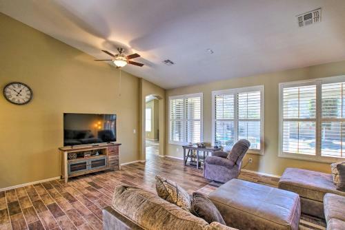 Surprise Home With Furnished Deck, 3 Mi To Golf