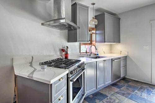 Unique And Historic Abode Explore Downtown Tucson!