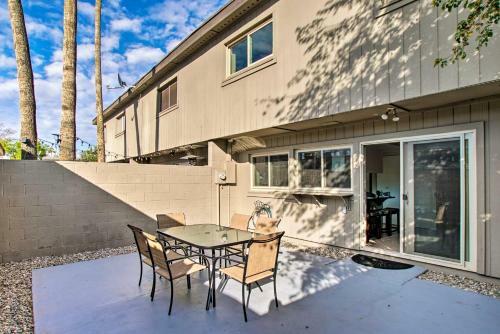 Tranquil Tempe Townhome With Pool - 5 Mi To Asu!