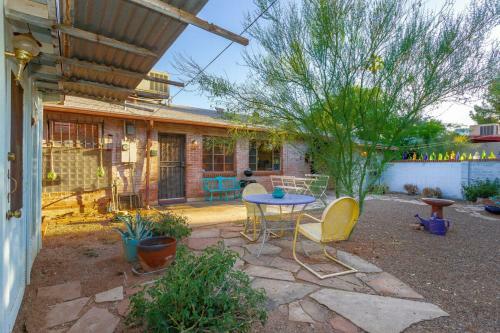 Readers Holmes 2br By Casago