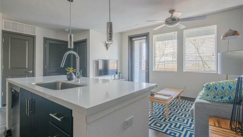 Wanderjaunt - Tempe Luxury Apartments