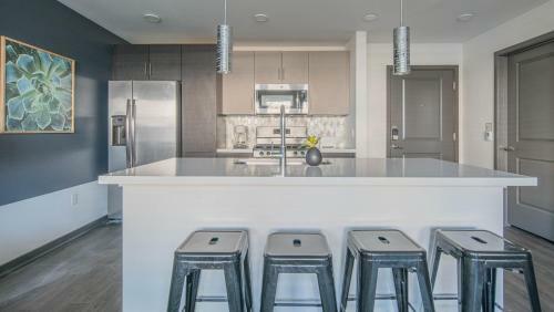 Wanderjaunt - Tempe Luxury Apartments