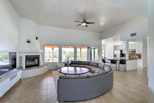 Secluded Tucson House With Pool - 18 Mi To Ua!