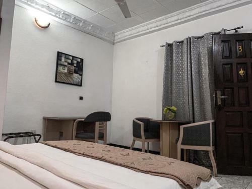 Hostal Hill View Lodge