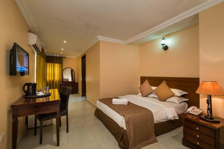 Midindi Hotel
